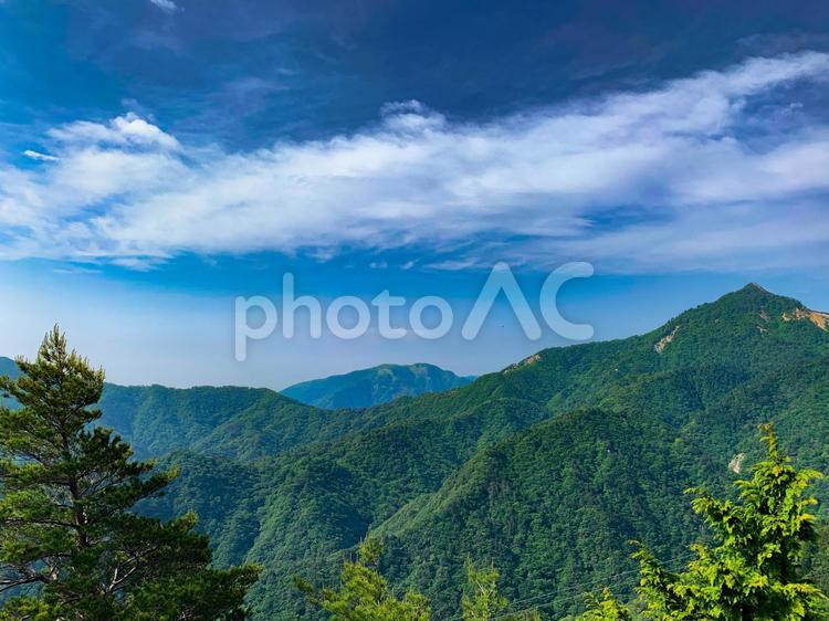 自然の風景 山,5月,自然の写真素材
