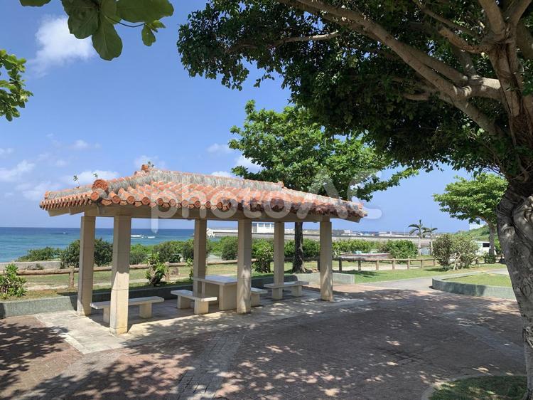 沖縄の公園の東家 公園,東家,休憩の写真素材