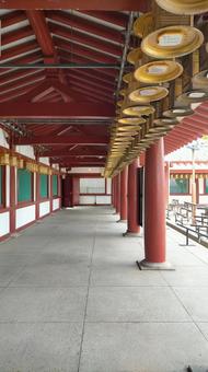 四天王寺の通路風景 四天王寺の通路風景の写真