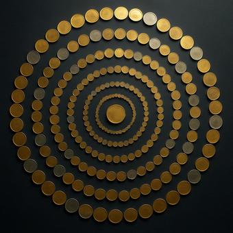 貨幣の広がり(整然とした同心円) 貨幣の広がり(整然とした同心円)の写真