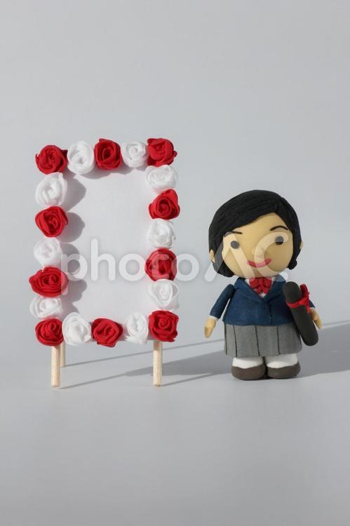 フレーム　卒業式　女子学生　縦 卒業式,卒業,3月の写真素材