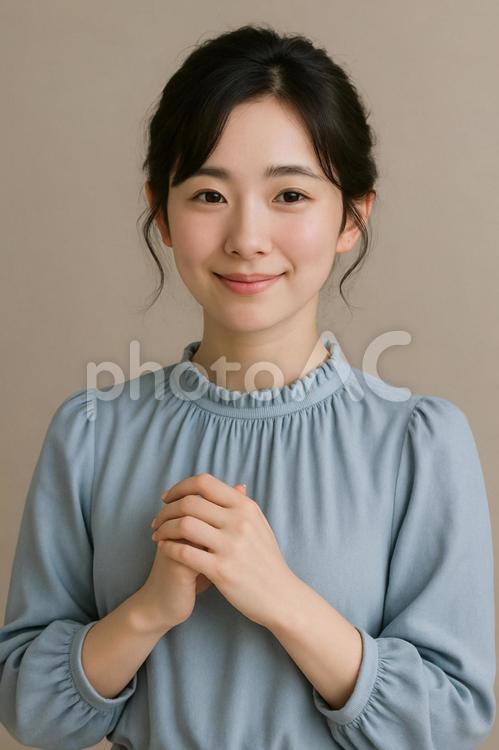 ワクワク・楽しみ　笑顔の女性 女性,清楚,笑顔の写真素材