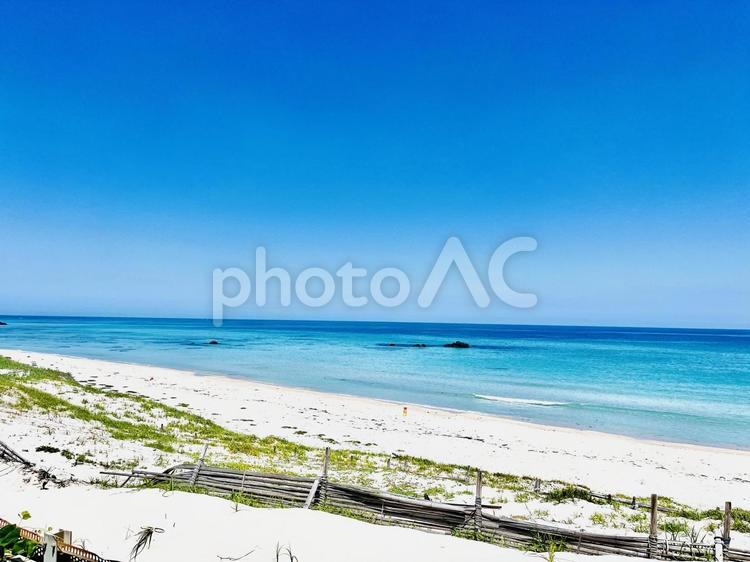 角島の美しいビーチ 角島,角島大橋,橋の写真素材