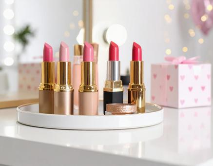 ドレッサーに並べたピンク系のリップの写真