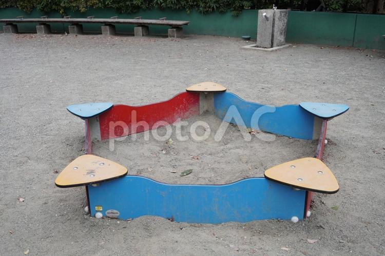 公園の砂場 公園,砂場,無人の写真素材