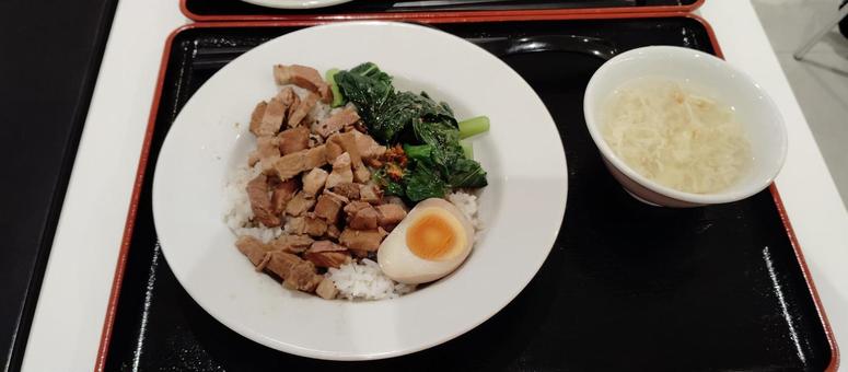 台湾の味、煮卵のせ魯肉飯セット 台湾の味、煮卵のせ魯肉飯セット 魯肉飯,ルーローハン,台湾料理の写真素材