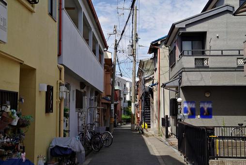 昭和の雰囲気を残す町角 昭和の雰囲気を残す町角 町角,路地,隘路の写真素材