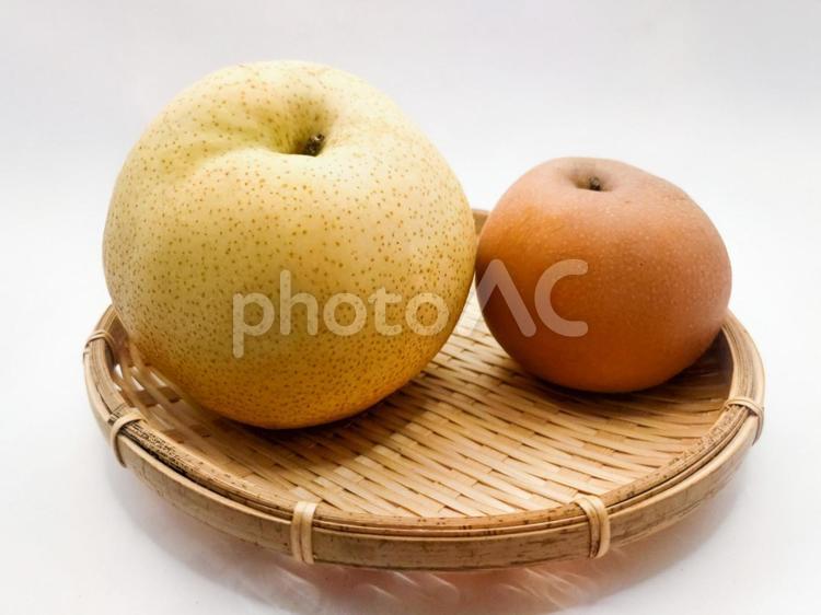 かおり梨と豊水 かおり梨,豊水,梨の写真素材