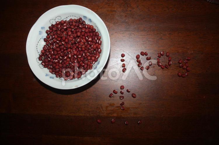 ４粒蒔いて１００ｇ　１２ 小豆,栽培,自家栽培の写真素材