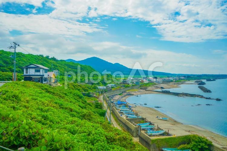 山形県の漁村と海岸線 日本海,漁村,山形県の写真素材