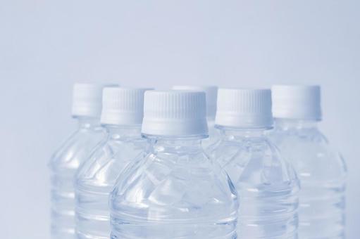 PET bottle on white background (with water), JPG PET bottle on white background (with water), pet bottles, water, mineral water, JPG