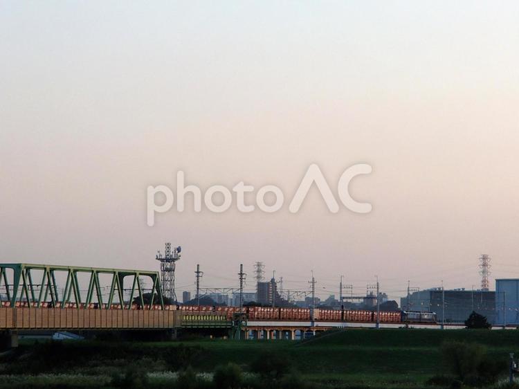 鉄塔がある風景 鉄塔,送電線,電線の写真素材