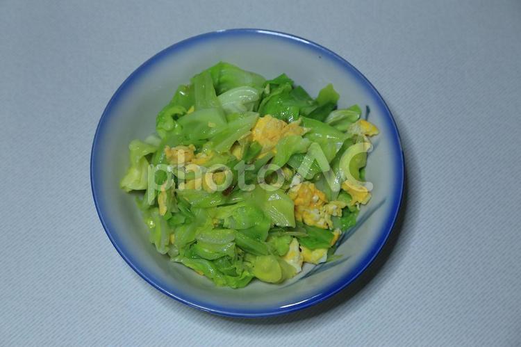 キャベツの卵とじ キャベツの卵とじ,キャベツ,卵の写真素材