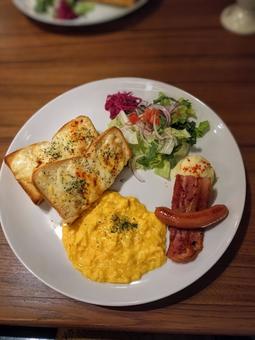 Morning Plate, JPG Morning Plate, JPG