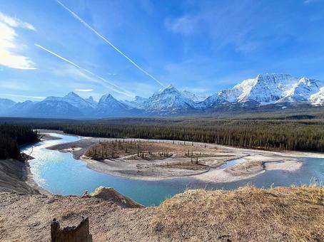 マウントゴートルックアウト マウントゴートルックアウト 雪景色,山,ボウ川の写真素材