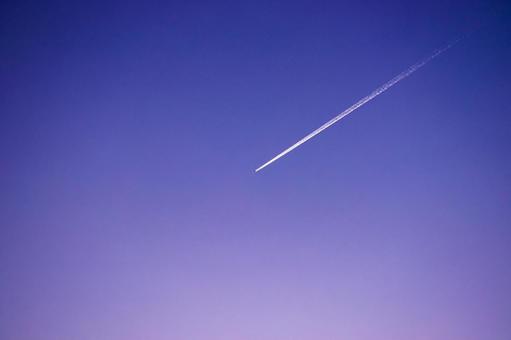 飛行機雲 飛行機雲の写真