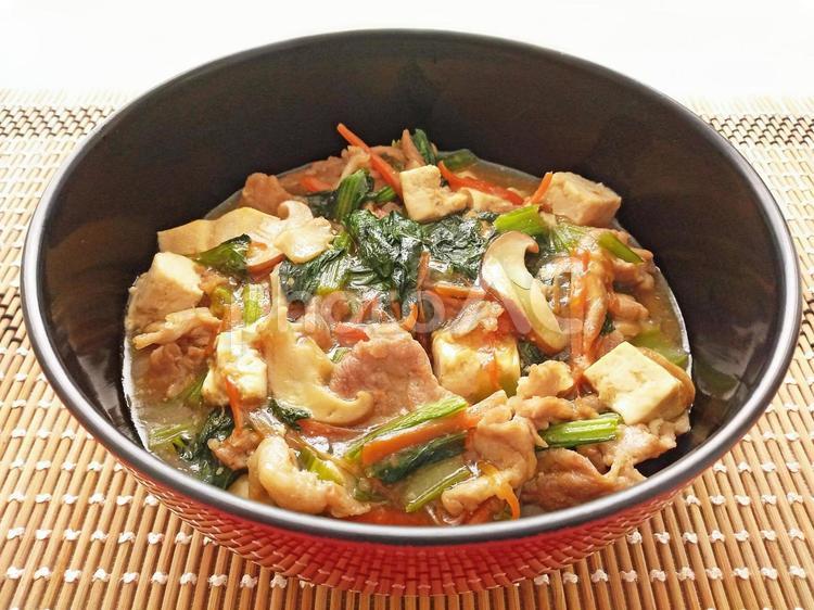 小松菜と豆腐のだし醤油あん 小松菜,豆腐,だしの写真素材