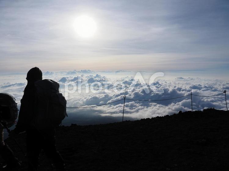 雲海 富士山,富士登山,高山植物の写真素材