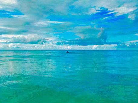 宮古島の海 海,宮古島,沖縄の写真素材