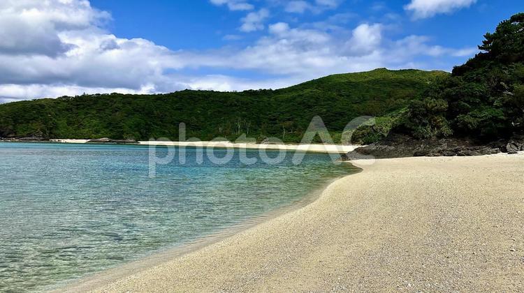 沖縄県慶良間諸島の阿嘉島のアグの浜 アグ,海,阿嘉の写真素材