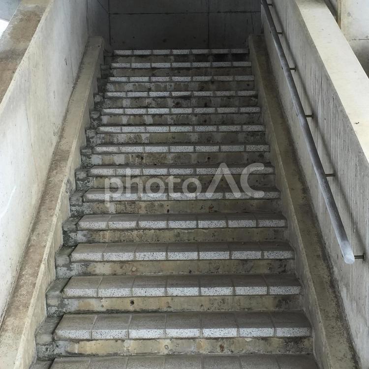 屋外の階段 階段,コンクリート,灰色の写真素材