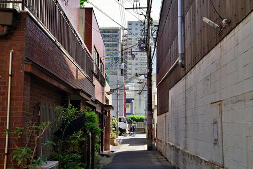 昭和の雰囲気を残す町角 昭和の雰囲気を残す町角 町角,路地,隘路の写真素材