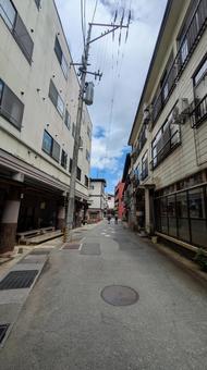 山形県肘折温泉の温泉街 山形県肘折温泉の温泉街 道路,旅館街,ホテルの写真素材