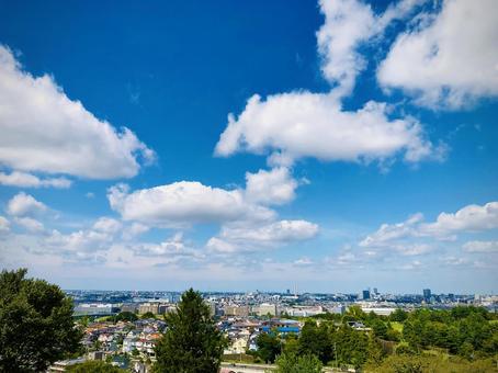 真夏の多摩市の遠景 真夏の多摩市の遠景 夏空,青空,雲の写真素材