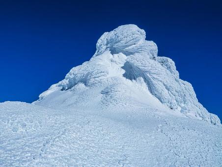 厳冬期安達太良山稜線 安達太良山,厳冬期,日本百名山の写真素材