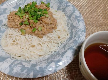 納豆素麺 納豆素麺の写真