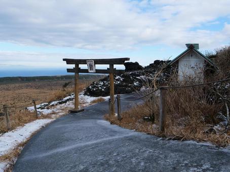 三原山 三原神社 三原山 三原神社 三原山,火山,お鉢巡りの写真素材