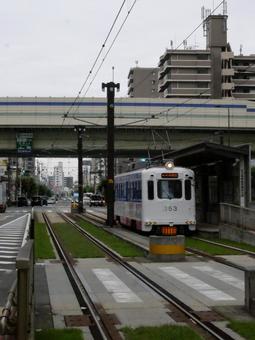 阪堺電車351形(阿倍野駅) 阪堺電車351形(阿倍野駅)の写真