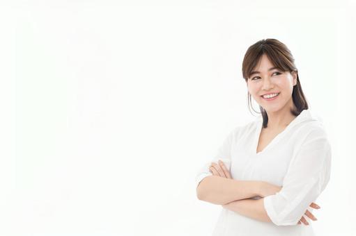若い女性 考える 若い女性 考えるの写真