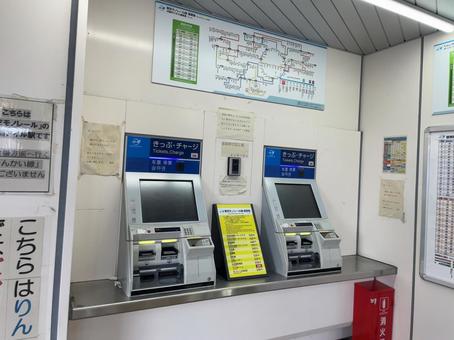 天王洲アイル駅 運賃表と券売機 天王洲アイル駅 運賃表と券売機 鉄道,電車,列車の写真素材