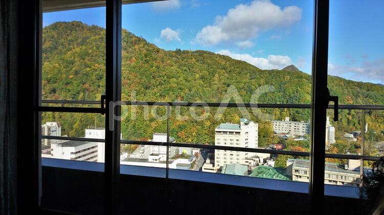 ホテルの部屋の窓から望む風景 ホテル,部屋,景色の写真素材
