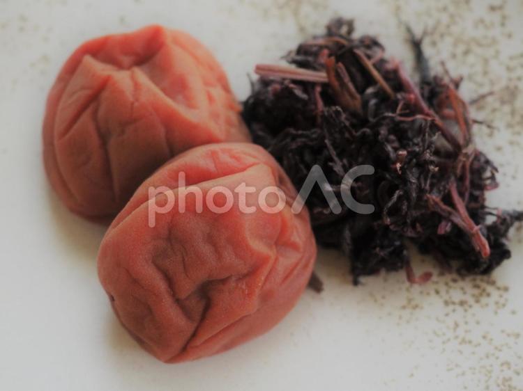 日本の漬物　梅干し⑤ 梅干し,うめぼし,すっぱいの写真素材