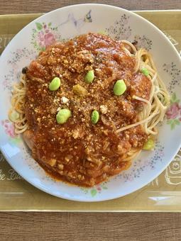 きのこ4種を入れたミートソースパスタ きのこ4種を入れたミートソースパスタ ミートソース,パスタ,フードの写真素材