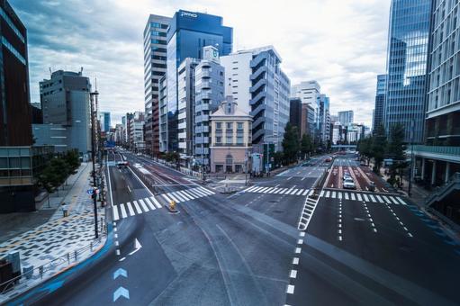 東京都港区の札ノ辻交差点付近の街並み 東京都港区の札ノ辻交差点付近の街並み 札ノ辻,交差点,幹線道路の写真素材