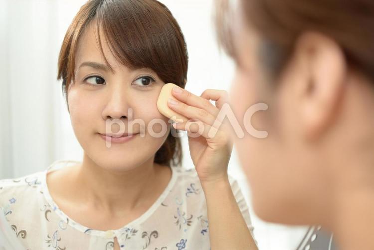 メイクアップイメージ 女性,スキンケア,美容の写真素材