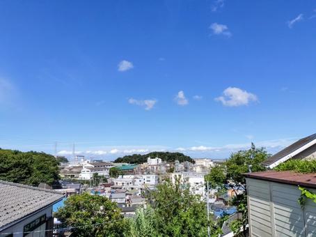 横須賀市追浜の丘の上から夏島方面を眺める 横須賀市追浜の丘の上から夏島方面を眺める 追浜,夏島町,横須賀市の写真素材