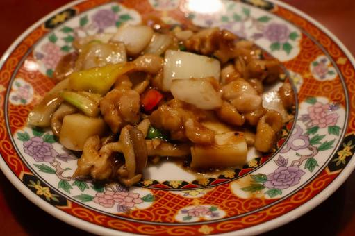 中華料理店の鶏肉のトーチー炒め 中華料理店の鶏肉のトーチー炒めの写真