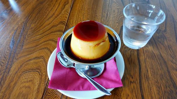 レトロな固めプリン スイーツ,プリン,レトロの写真素材