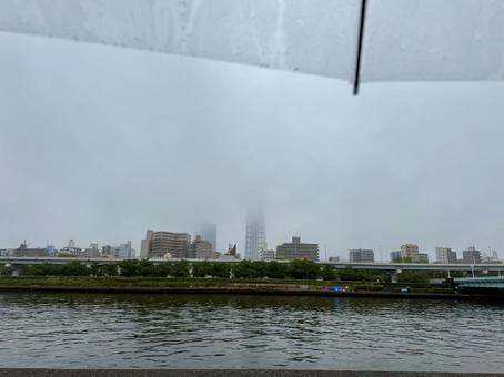 雨の日の隅田川 雨の日の隅田川 隅田川,雨,東京の写真素材