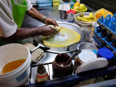 バナナロティ屋台 バナナロティ,バナナクレープ,屋台の写真素材