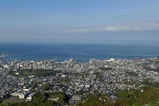 天狗山の展望台から眺める小樽の市街地 小樽,海,小樽運河の写真素材