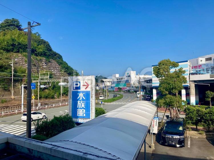 駐車場 駐車場,案内,水族館の写真素材
