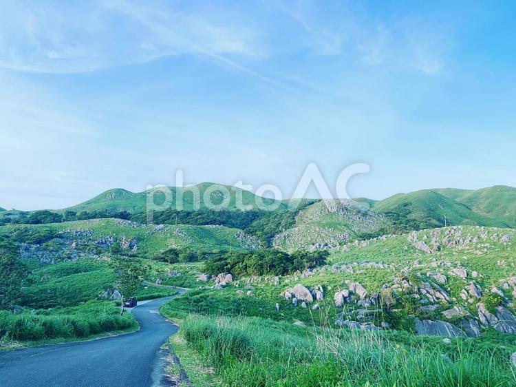爽やかな山の風景 平尾台,山,草原の写真素材