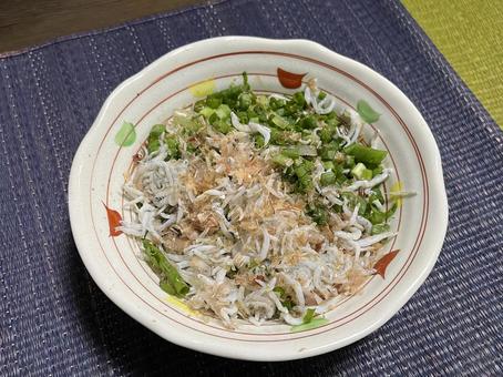 お食事 じゃこ,しらす,皿の写真素材