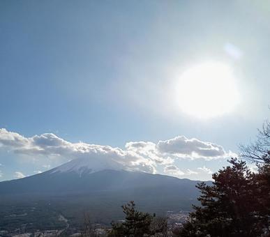 富士山と太陽 富士山と太陽の写真