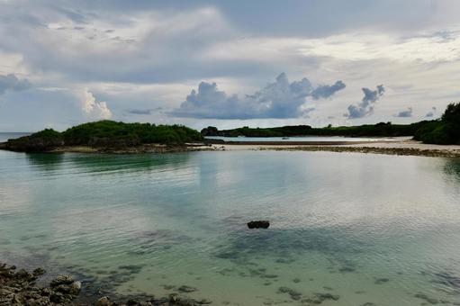 宮古島の渡口の浜 宮古島の渡口の浜 渡口の浜,海,宮古島の写真素材